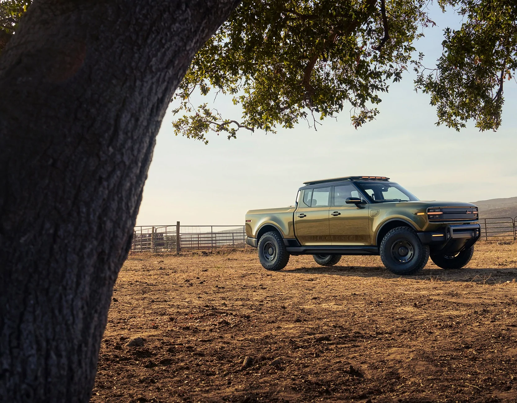 Scout in Silo Green Metallic.webp