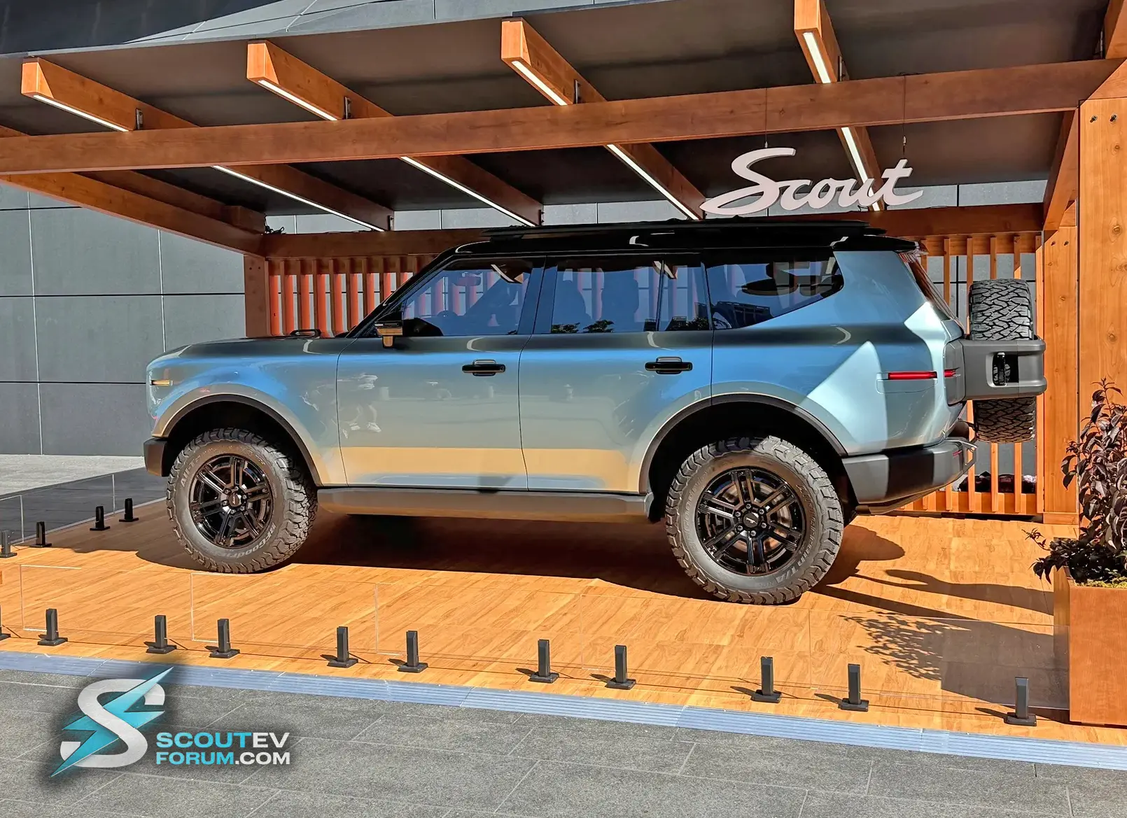 Scout Traveler Color %22Pacific Mist%22  1.webp