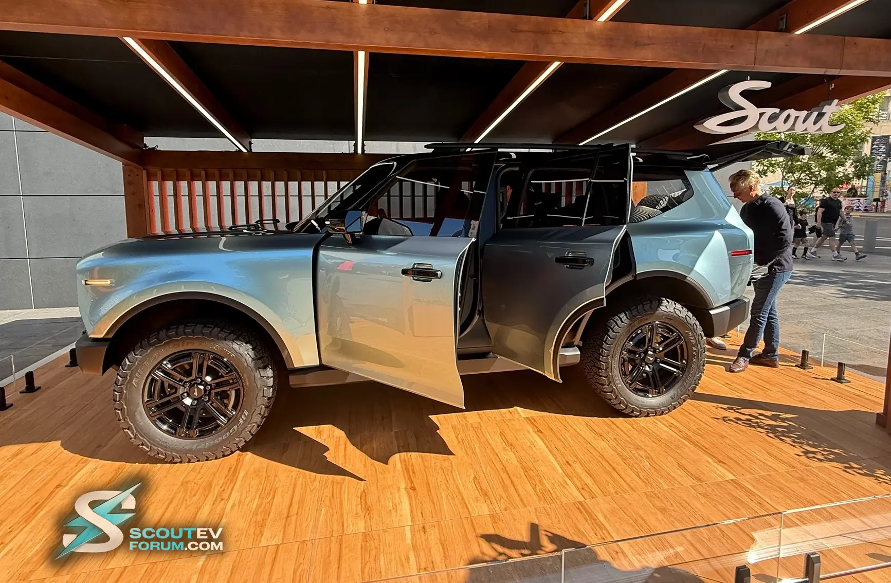 Scout Traveler Color %22Pacific Mist%22  2.webp