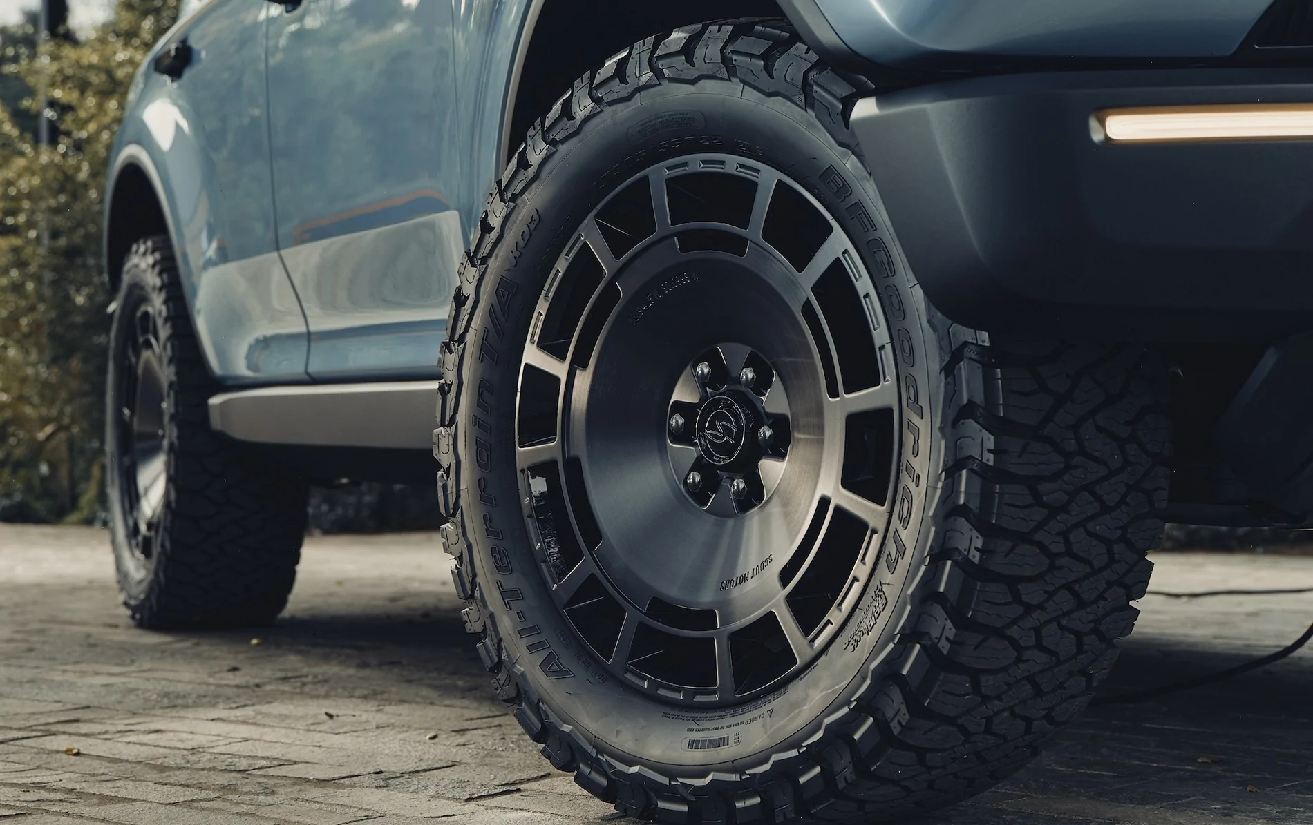 pacific mist scout traveler SUV 4.webp