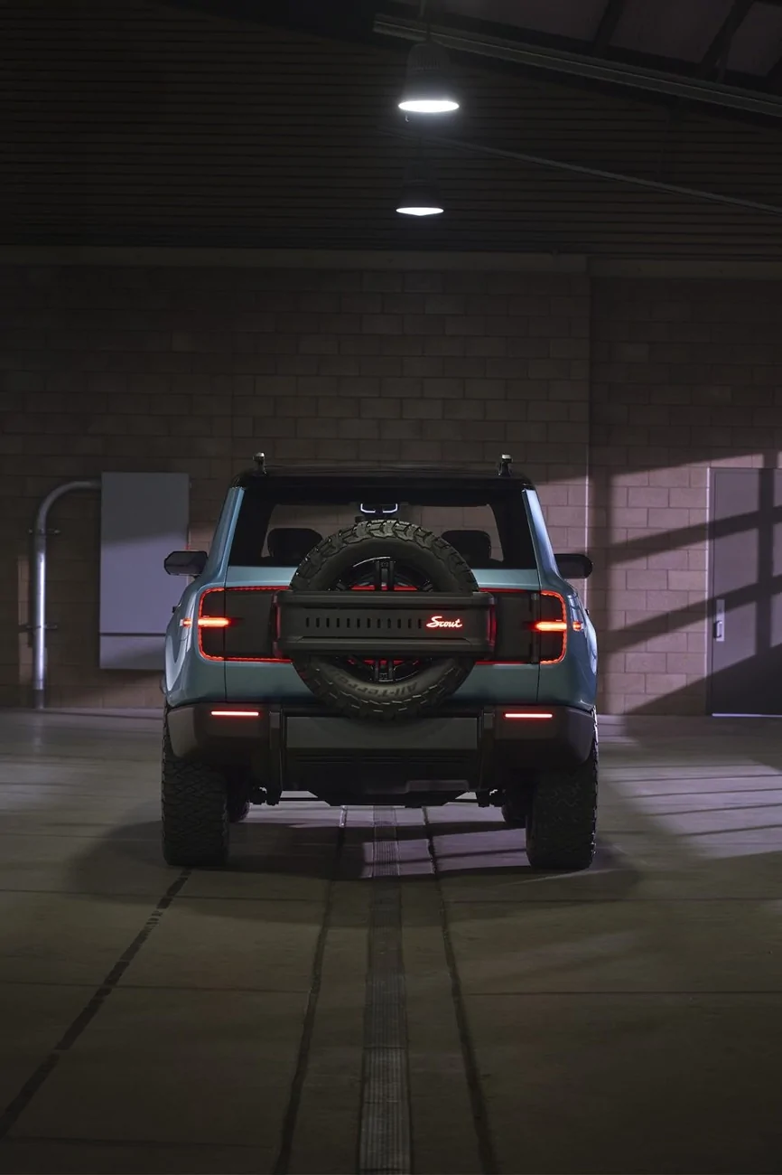 pacific mist scout traveler SUV 1.webp